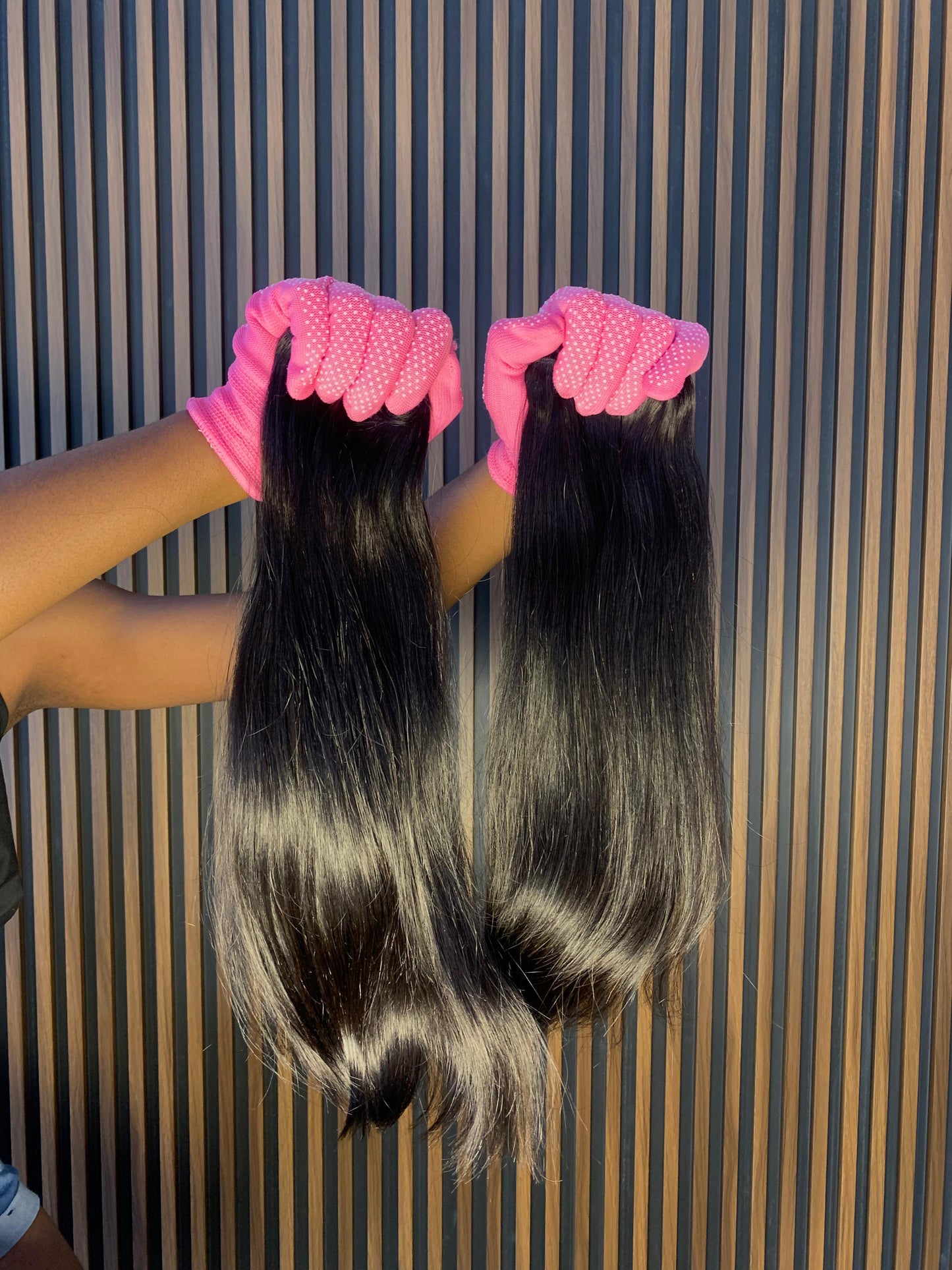 One Donor Hair Bundle – Pure, Long-Lasting & Luxuriously Natural